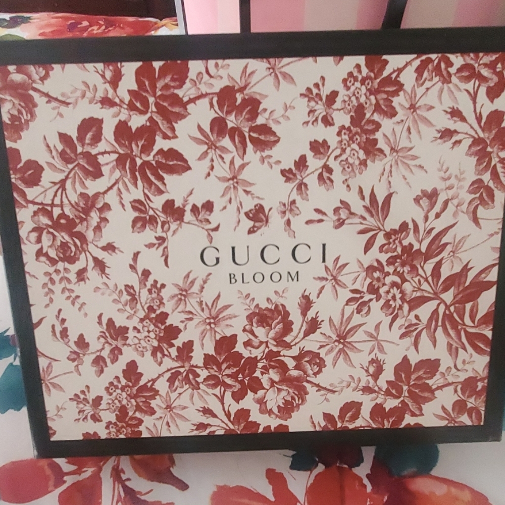 Gucci Bloom  box